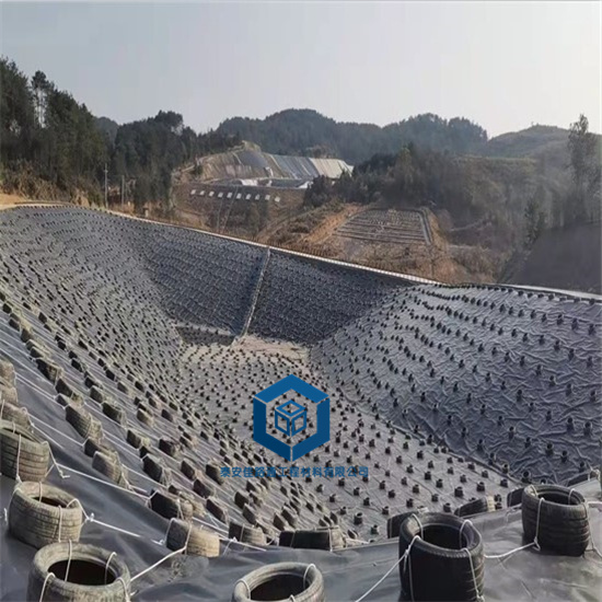 垃圾场防渗膜在垃圾填埋场项目中的施工方案 垃圾场防渗膜在垃圾填埋场项目中的施工方案