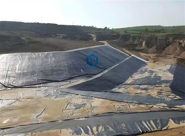 黑膜土工膜用于尾矿库的应用