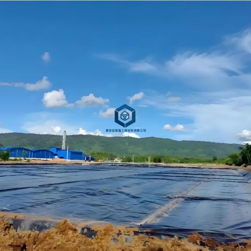 HDPE 人工湖防渗膜：生态水景长效防渗优选材料